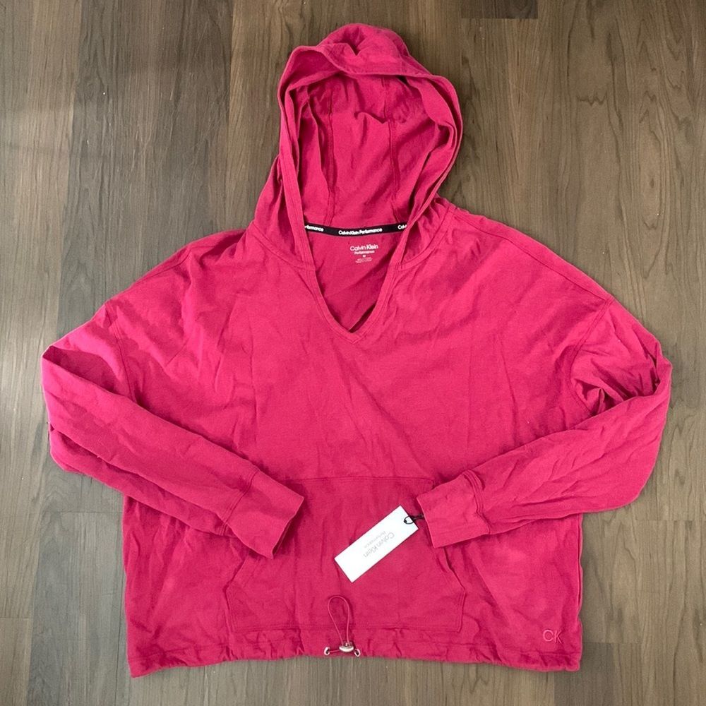 NWT Calvin Klein Performance Hooded Burgundy Pink long Sleeve Top